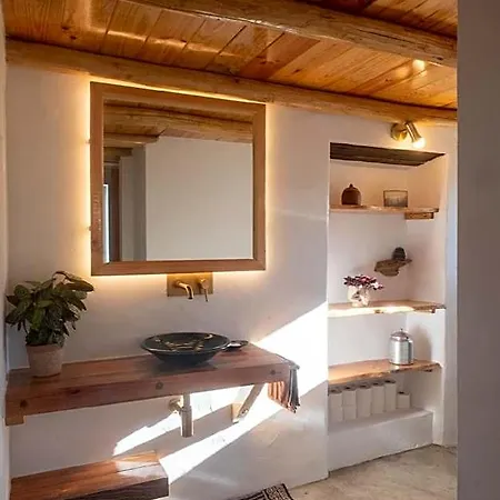 Hotel House On Monte Paxra